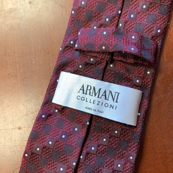 Armani Collezioni Burgundy Polka Dot Tie - Picture 2 of 2